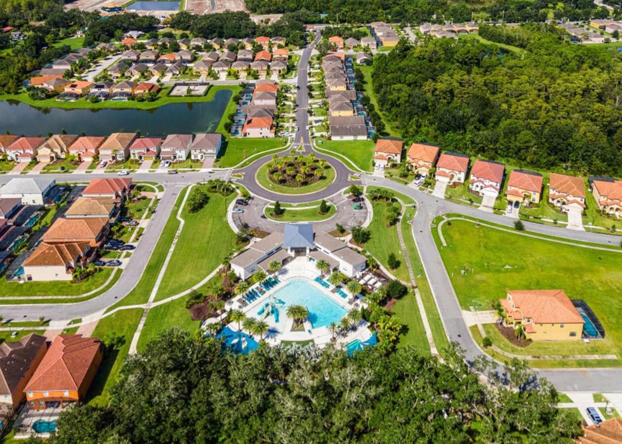 קיסימי Stunning 9Br Home - Family Resort With Private Pool, Hot Tub, Games Room And Bbq! מראה חיצוני תמונה